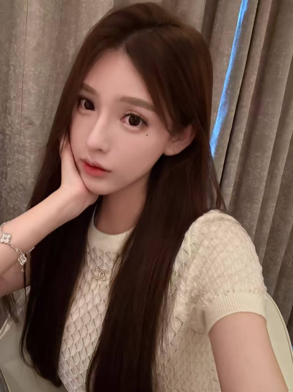 上海 编号：212379 (点击复制)
➡️ 