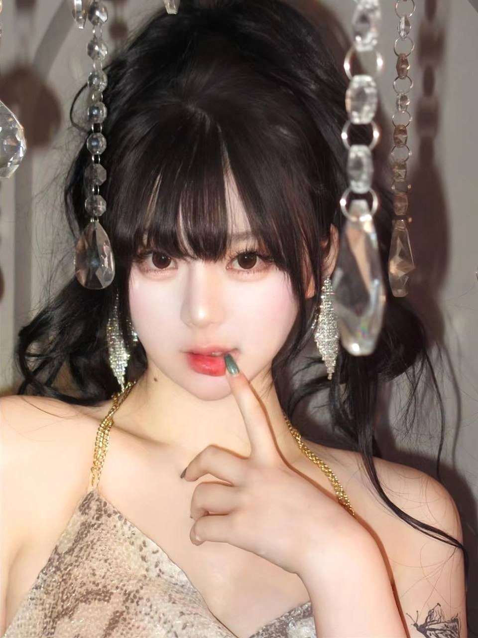 上海 编号：641811 (点击复制)
➡️ 