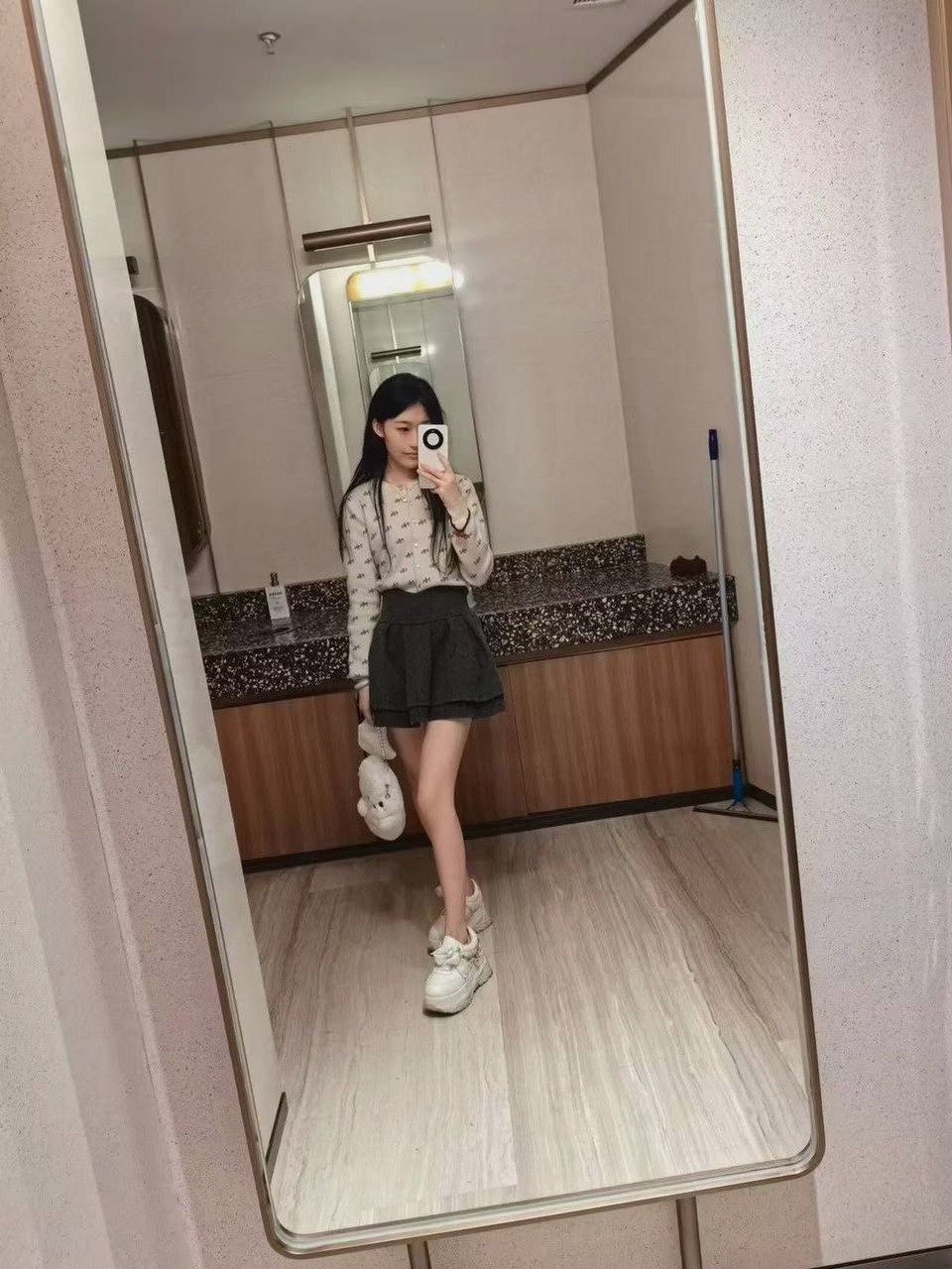 上海 编号：451341 (点击复制)
➡️ 