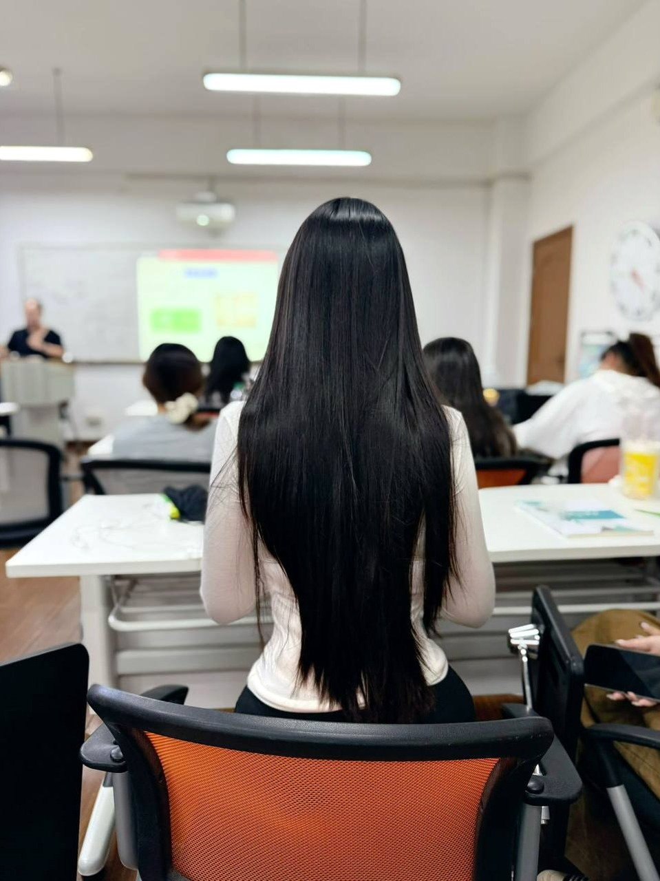 上海 编号：046281 (点击复制)
➡️ 