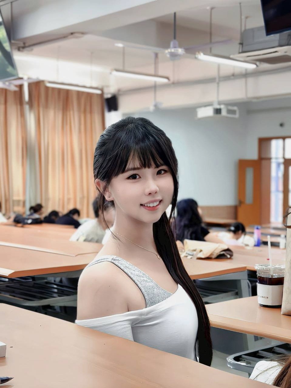 上海 编号：046281 (点击复制)
➡️ 