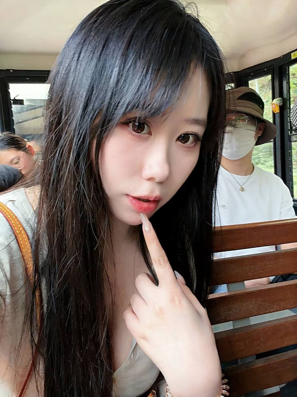 上海 编号：947557 (点击复制)
➡️ 