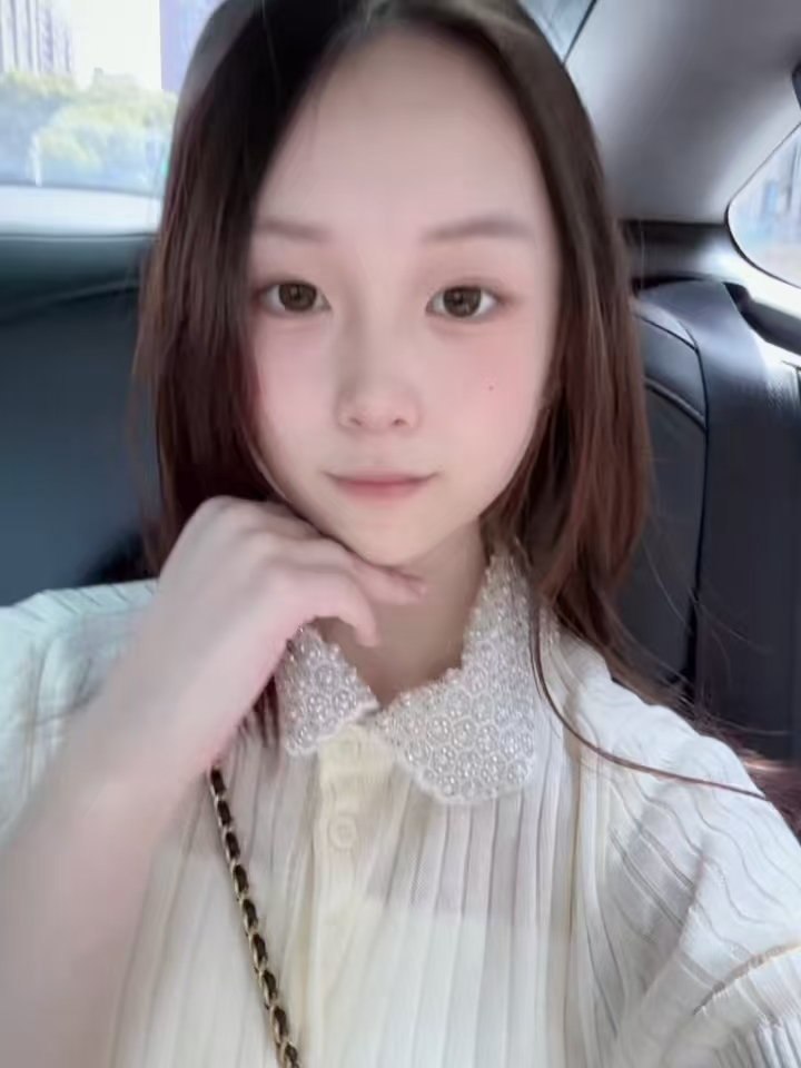 上海 编号： 067825 （260830）
