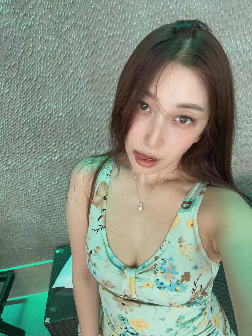 陕西 西安 编号：735169 (点击复制)
➡️ 