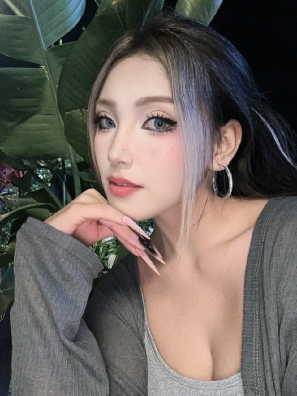 陕西 西安 编号：723447 (点击复制)
➡️ 