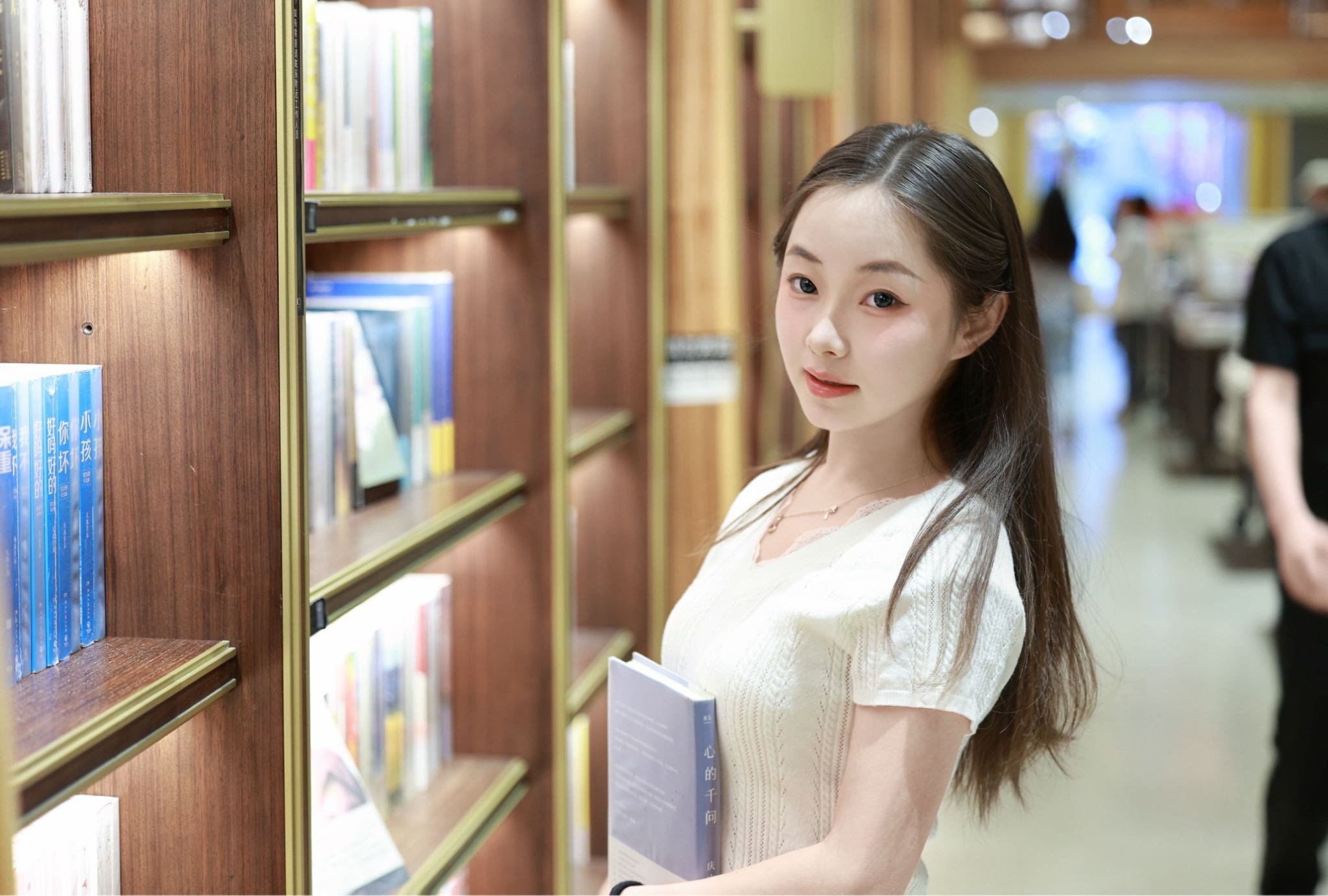 陕西 西安 编号：665698 (点击复制)
➡️ 