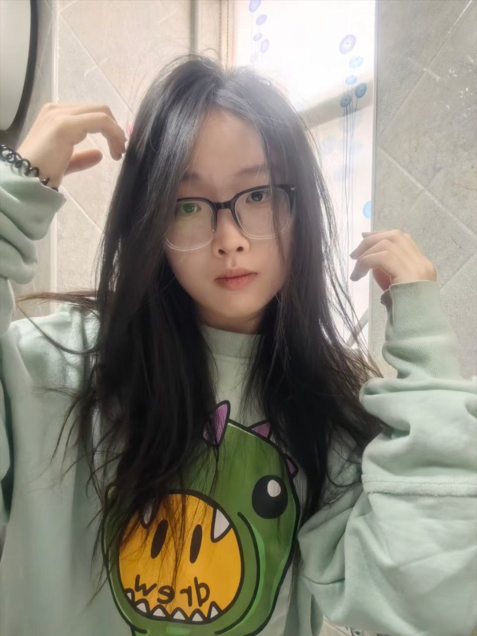 山西 太原 编号：398624 (点击复制)
➡️ 