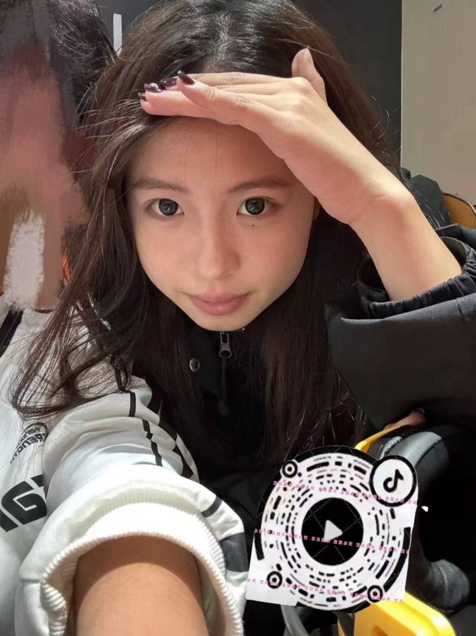 四川 成都 编号：725565 (点击复制)
➡️ 