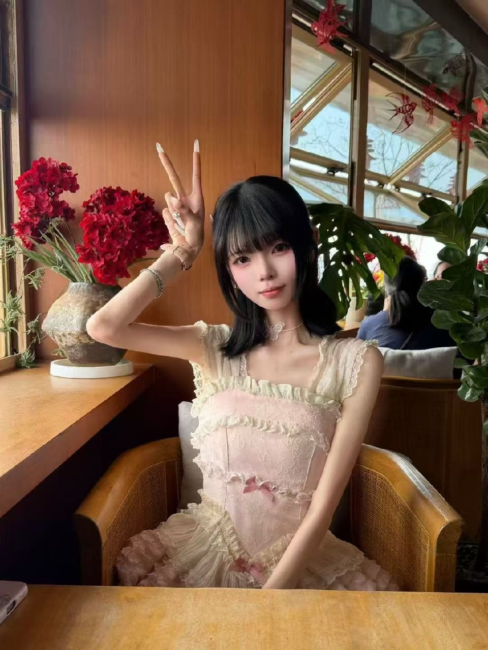 四川 成都 编号：407933 (点击复制)
➡️ 