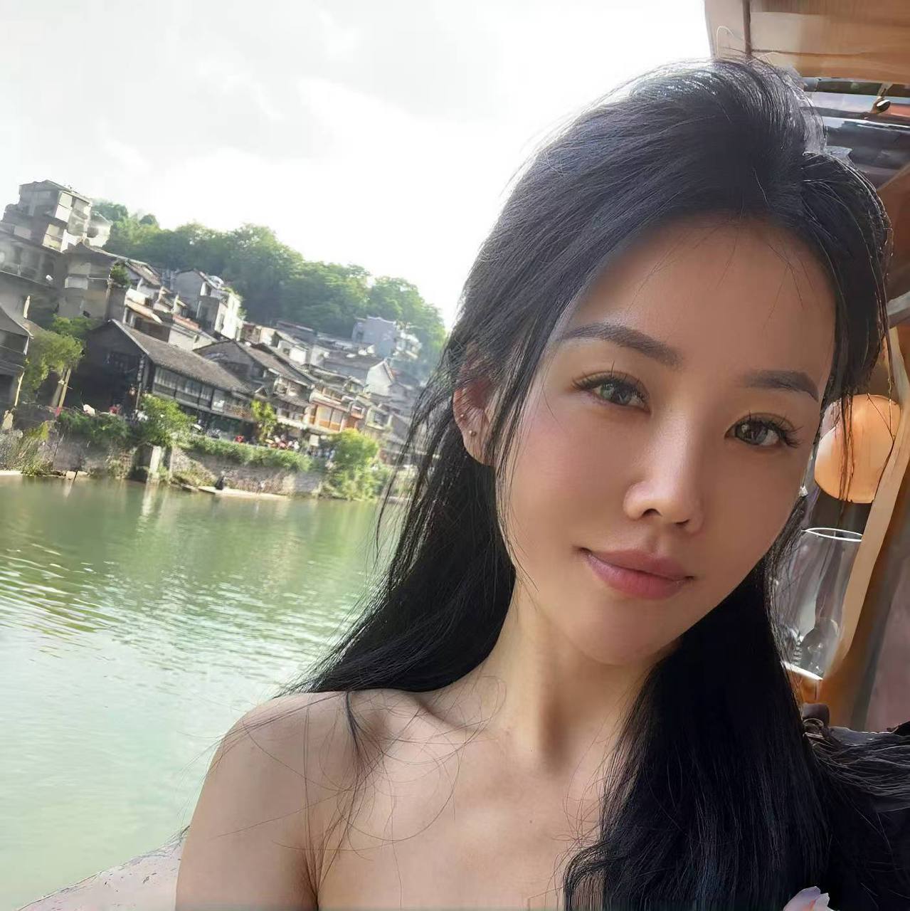 四川 成都 编号：721648 (点击复制)
➡️ 
