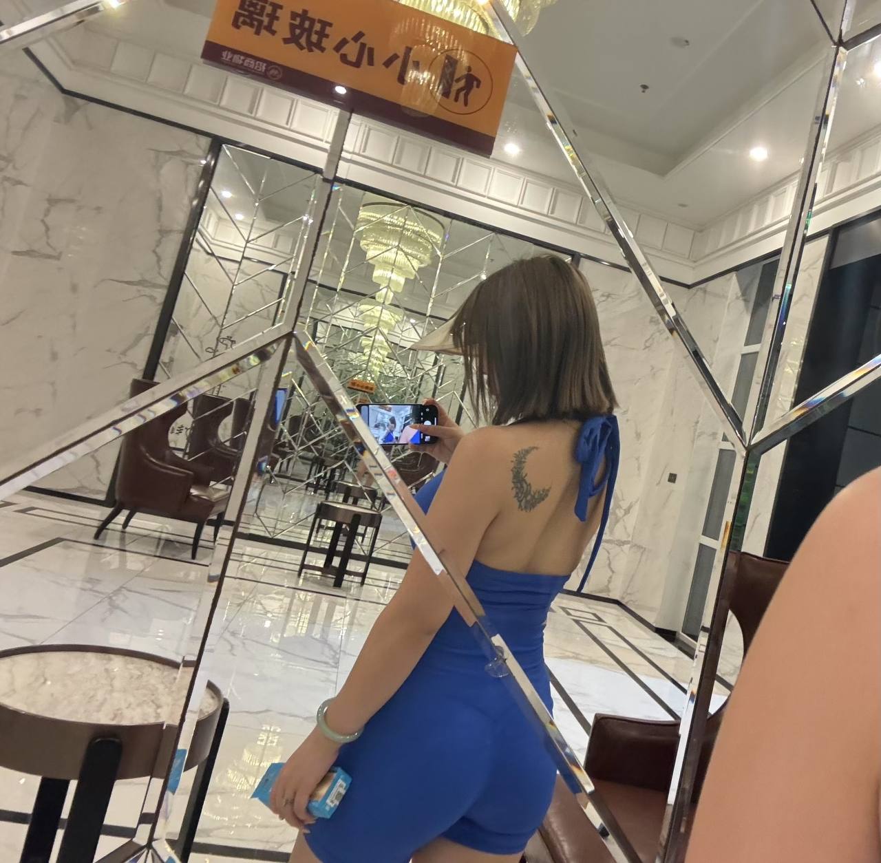 四川 成都 编号：429107 (点击复制)
➡️ 