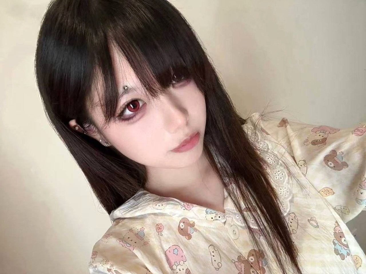 四川 成都 编号：341948 (点击复制)
➡️ 