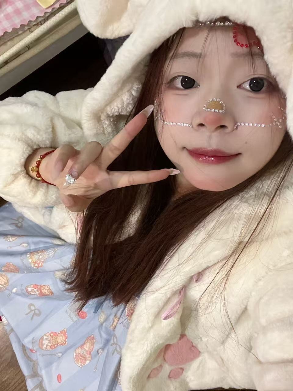 四川 成都 编号：564949 (点击复制)
➡️ 