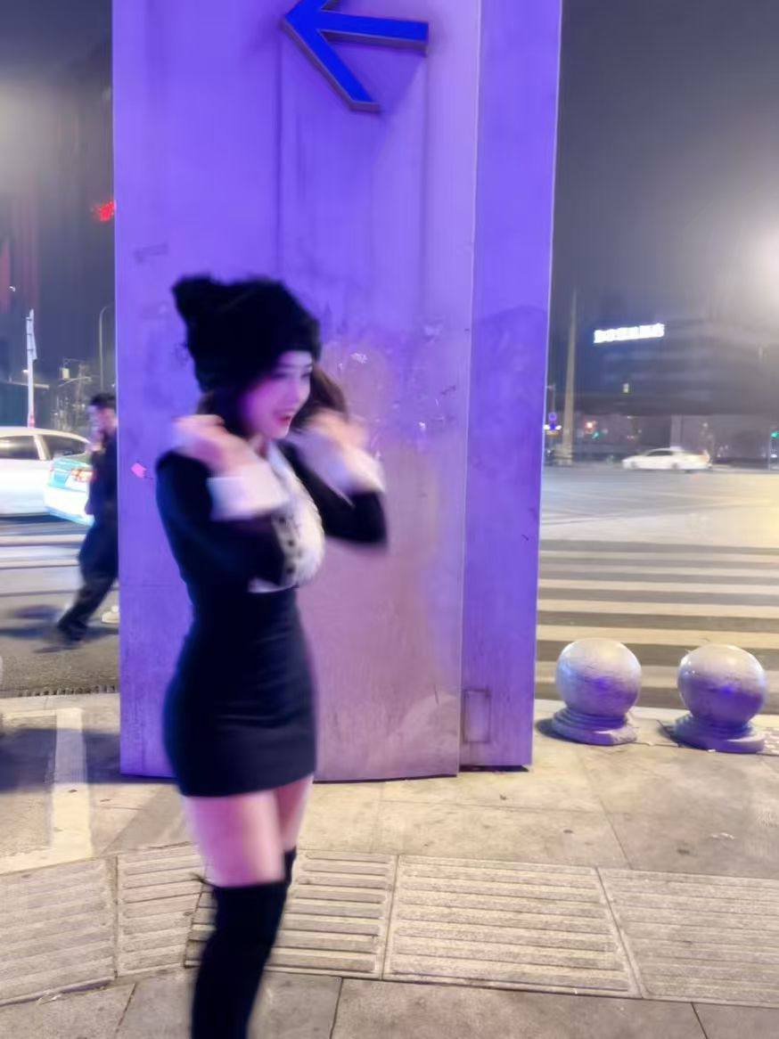 四川 成都 编号：321459 (点击复制)
➡️ 