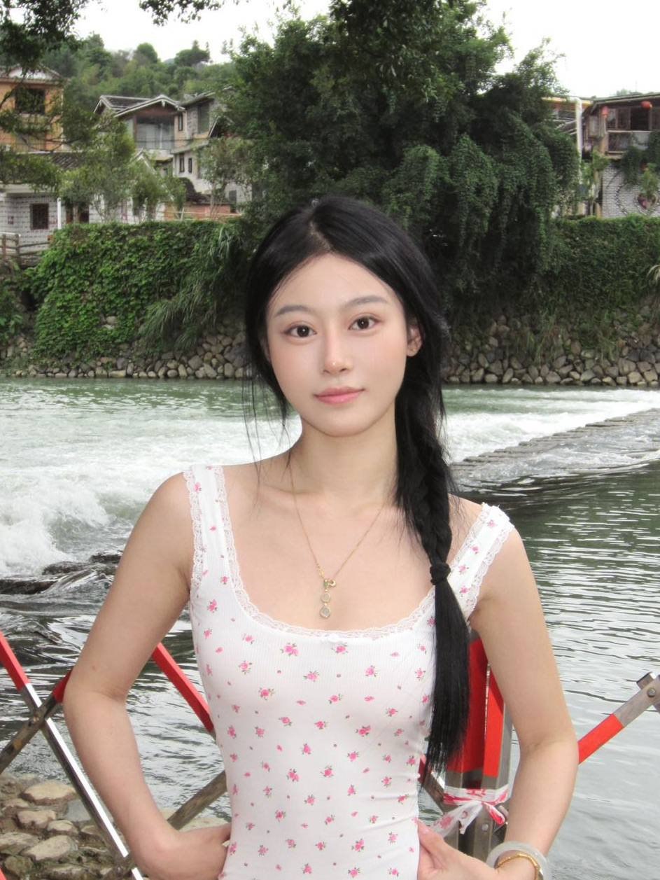 四川 成都 编号：962538 (点击复制)
➡️ 