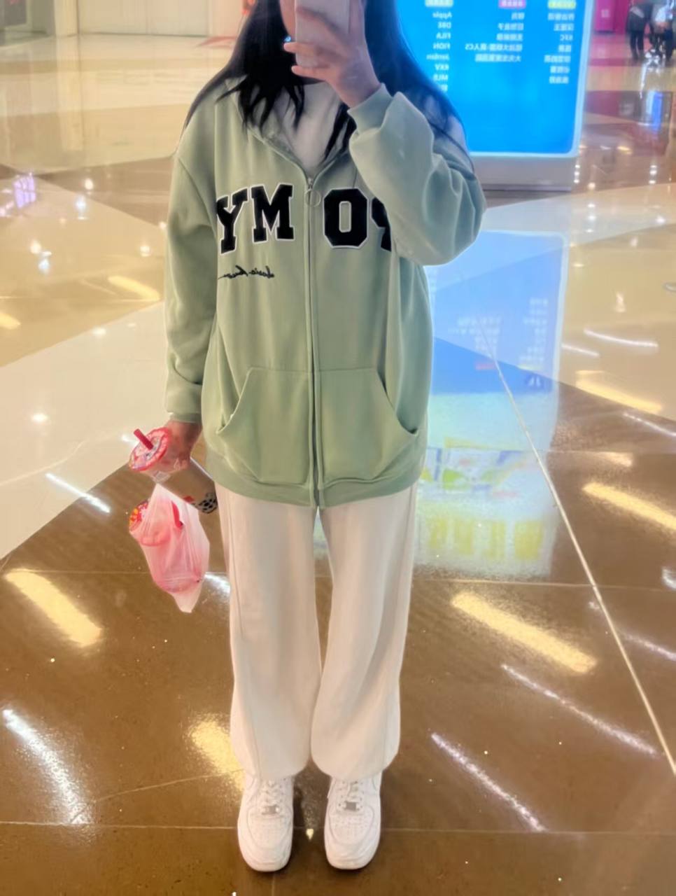 新疆 编号：749687 (点击复制)
➡️ 
