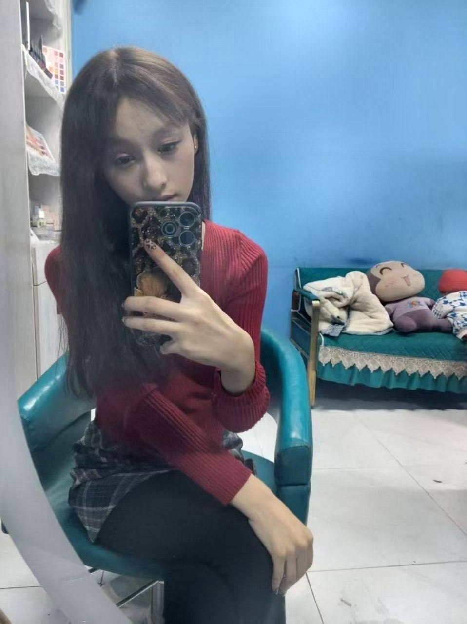 新疆 喀什 编号：369811 (点击复制)
➡️ 