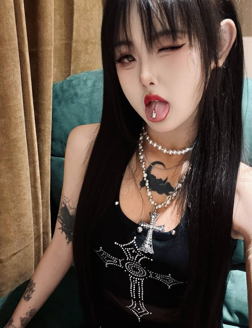 西藏 拉萨 编号：318509 (点击复制)
➡️ 