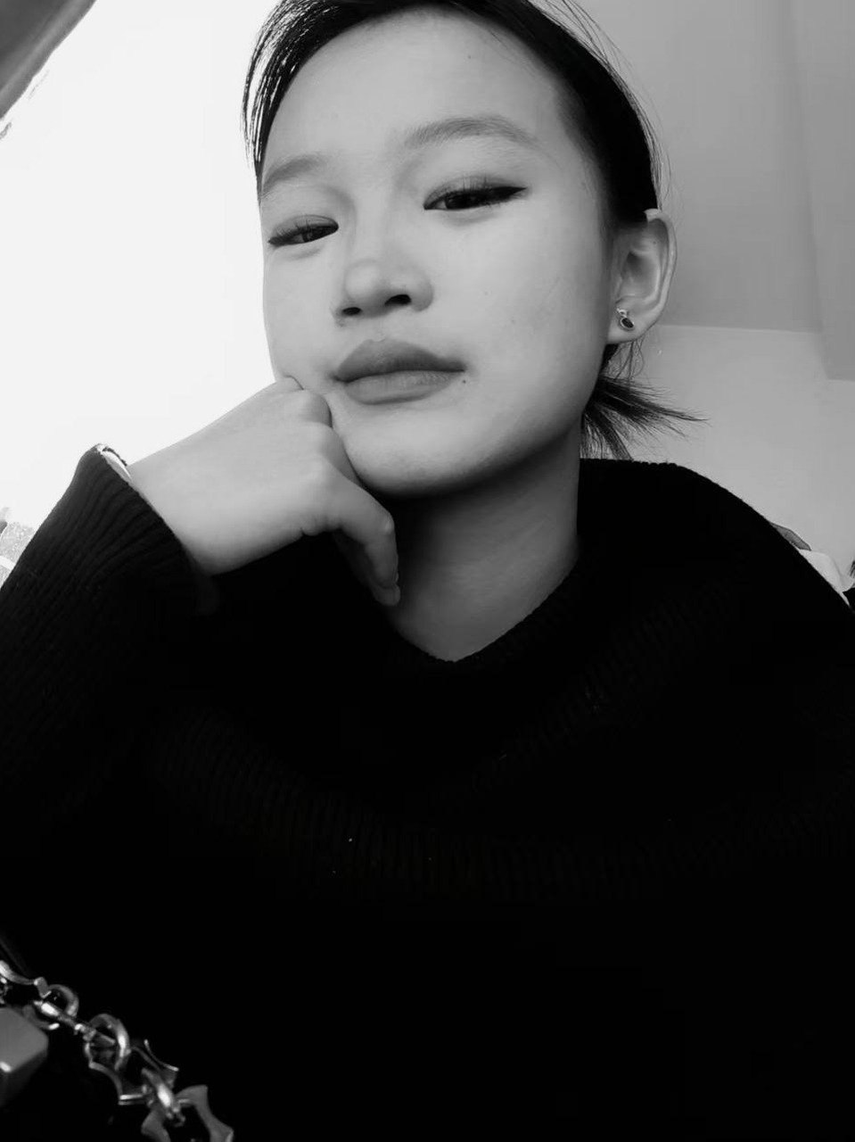 云南 昆明 编号：041568 (点击复制)
➡️ 