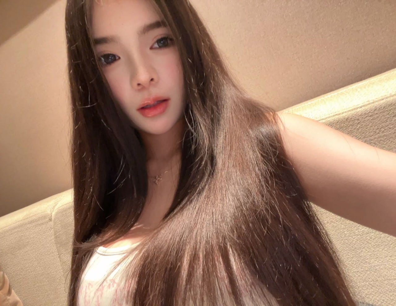 云南 昆明 编号：460913 (点击复制)
➡️ 