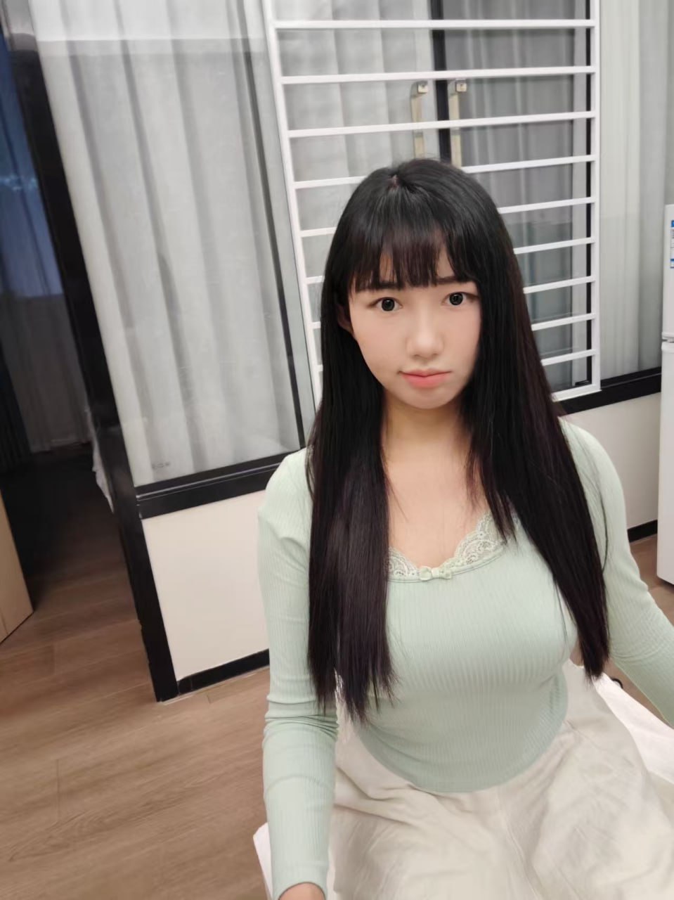 云南 昆明 编号：887817 (点击复制)
➡️ 