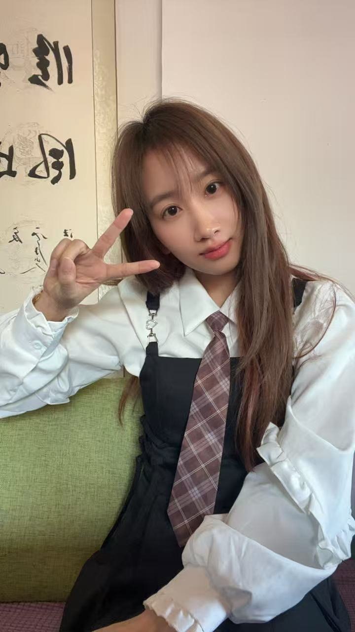 云南 玉溪 编号：115685 (点击复制)
➡️ 