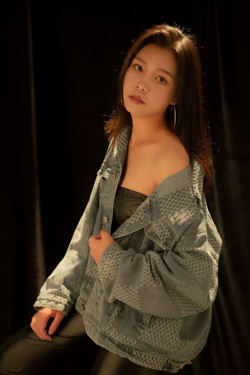 云南 昆明 编号：129616 (点击复制)
➡️ 