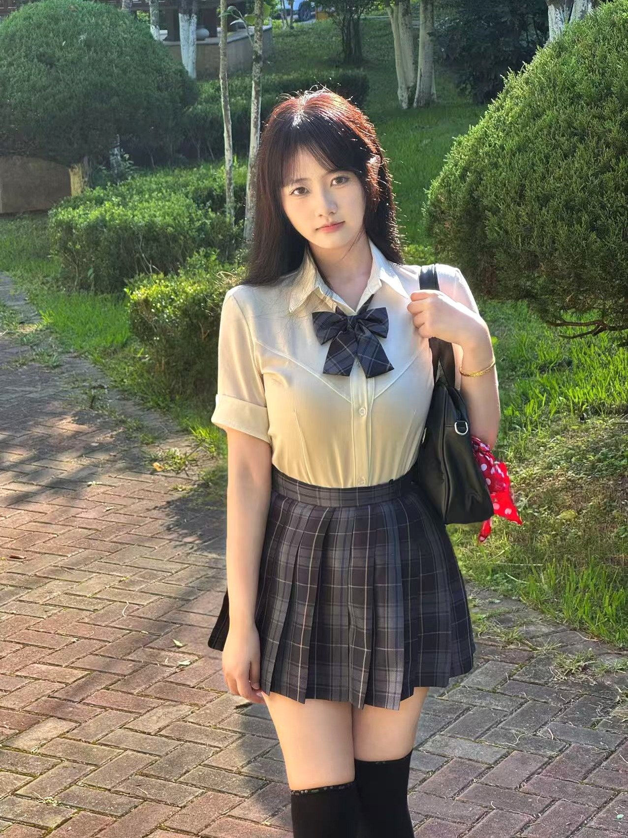 云南 编号：947869 (点击复制)
➡️ 