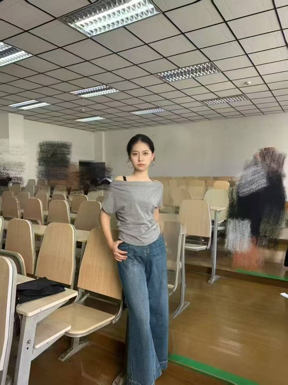 云南 昆明 编号：317023 (点击复制)
➡️ 