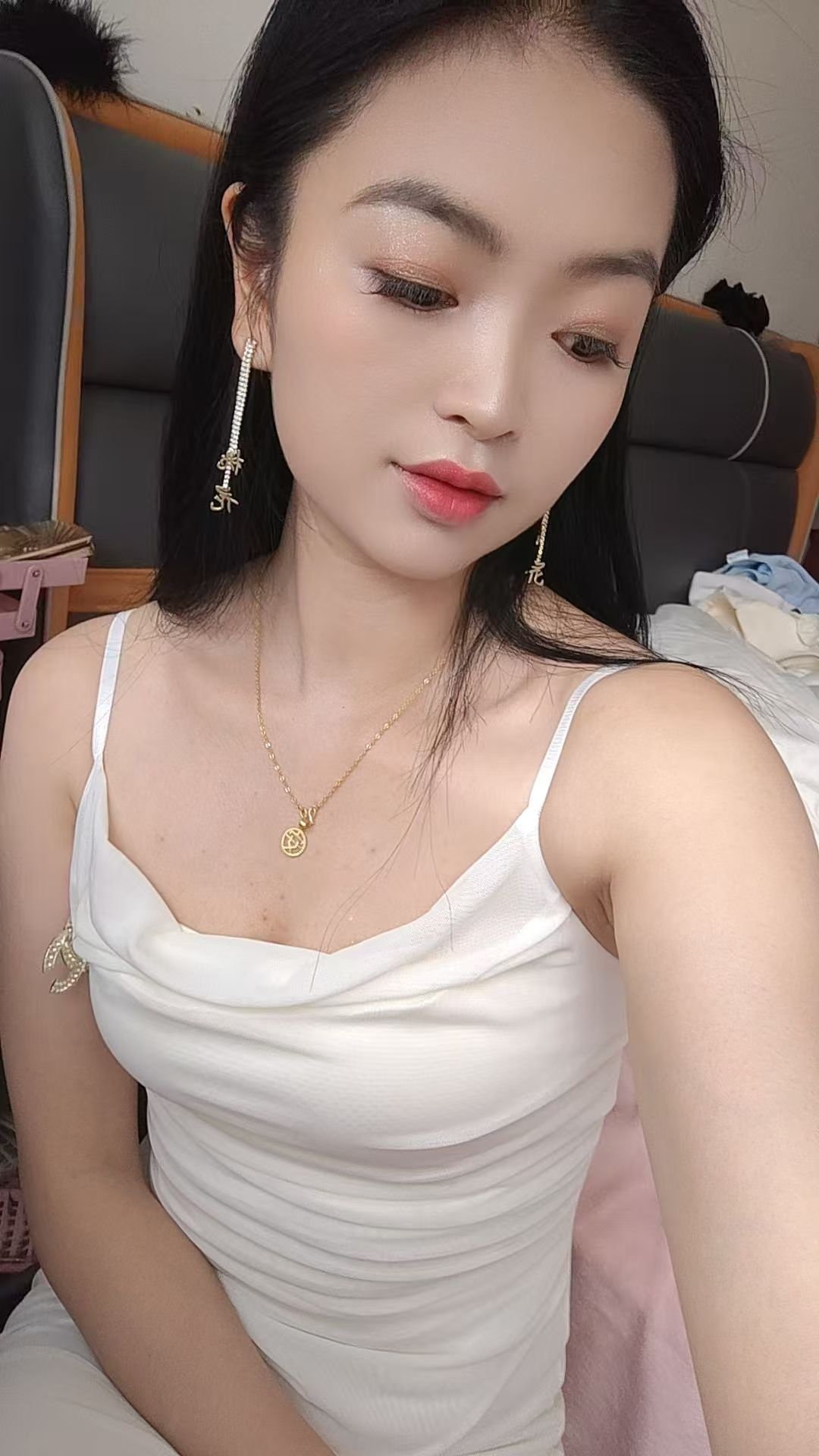 云南 昆明 编号：923875 (点击复制)
➡️ 