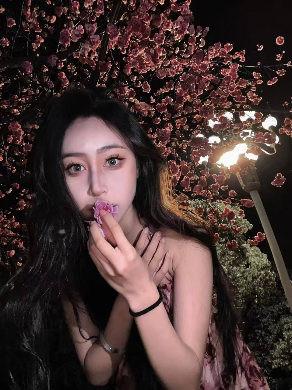 云南 昆明 编号：085744 (点击复制)
➡️ 