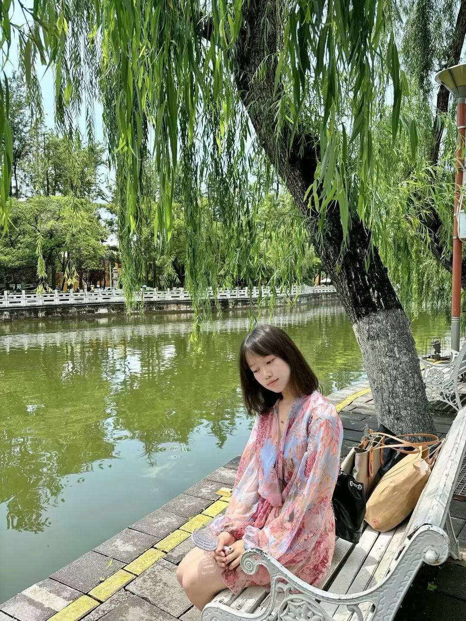 云南 昆明 编号：898452 (点击复制)
➡️ 