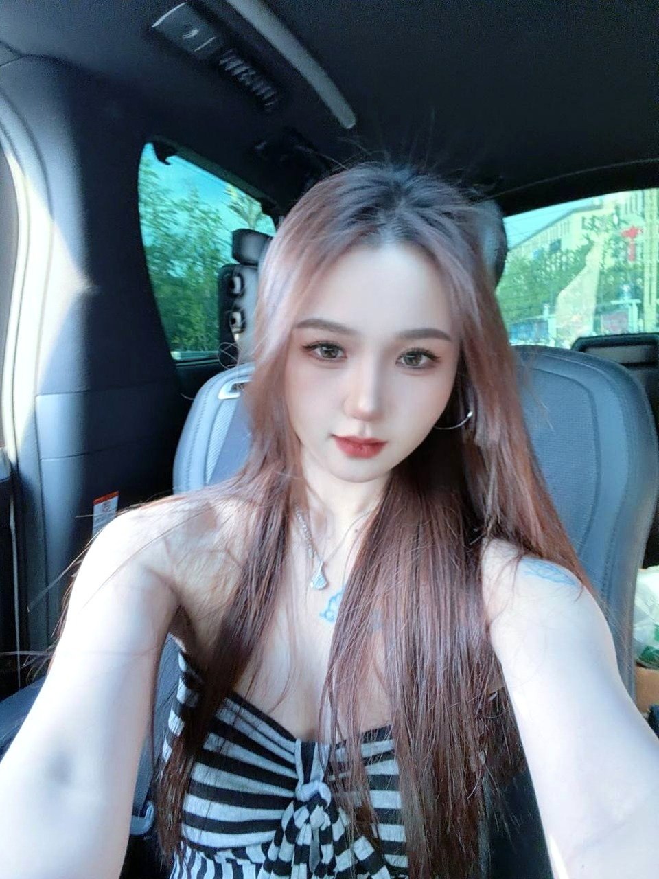 云南 昆明 编号：863032 (点击复制)
➡️ 