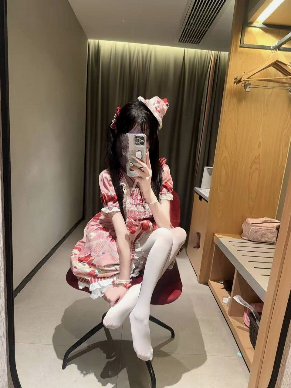 云南 昆明 编号：353152 (点击复制)
➡️ 