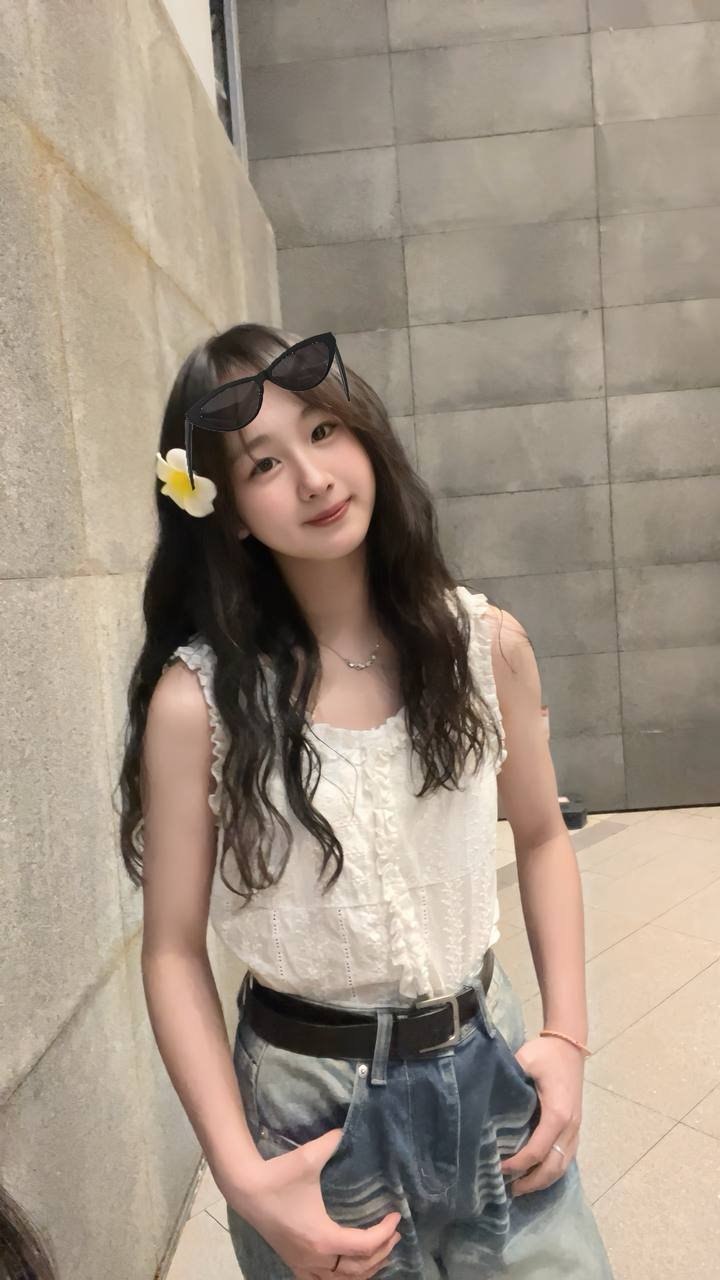 云南 昆明 编号：230725 (点击复制)
➡️ 