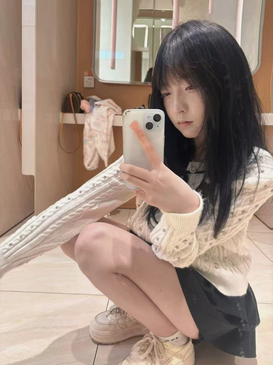 云南 昆明 编号：900877 (点击复制)
➡️ 