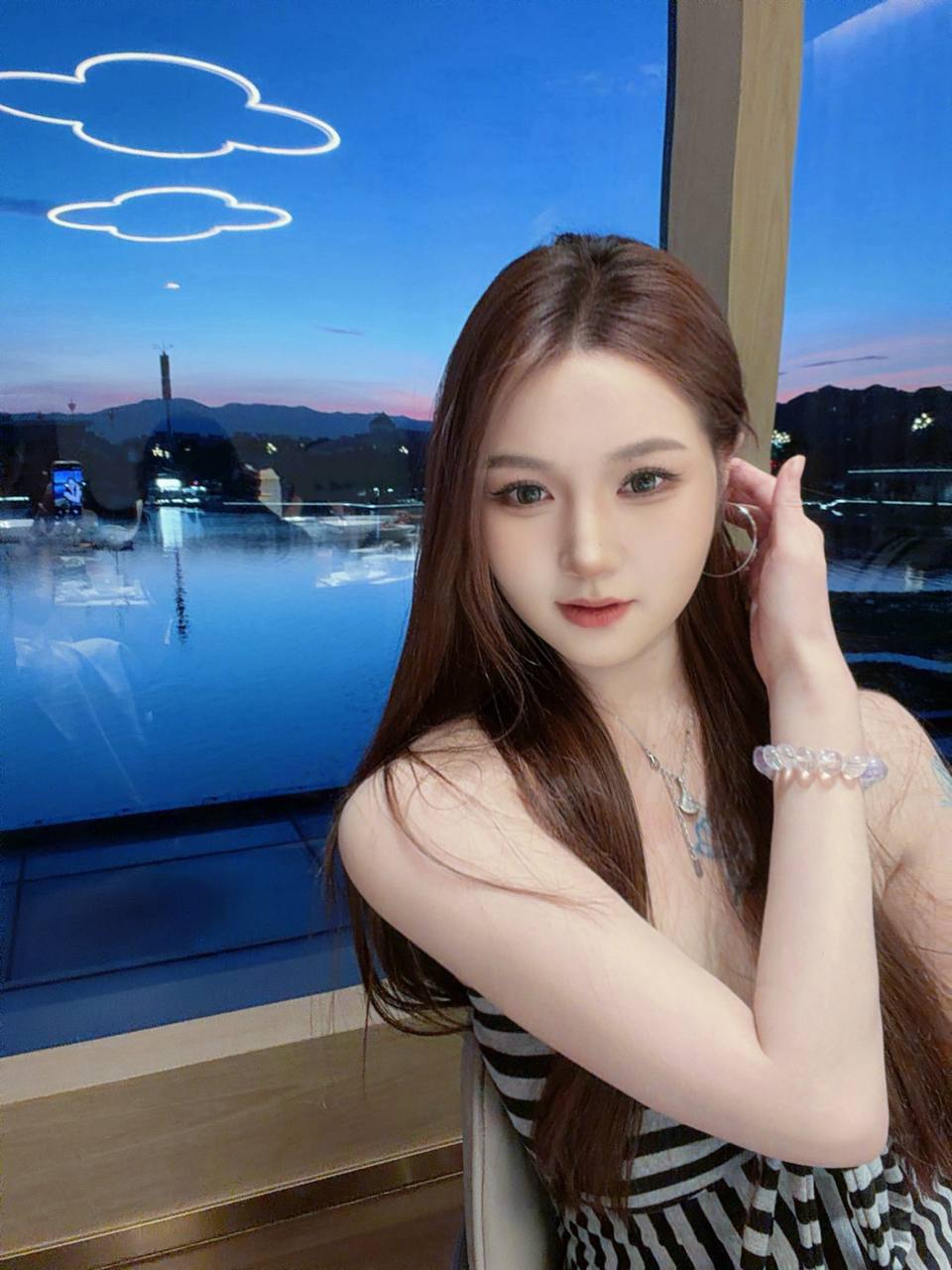 云南 昆明 编号：904348 (点击复制)
➡️ 