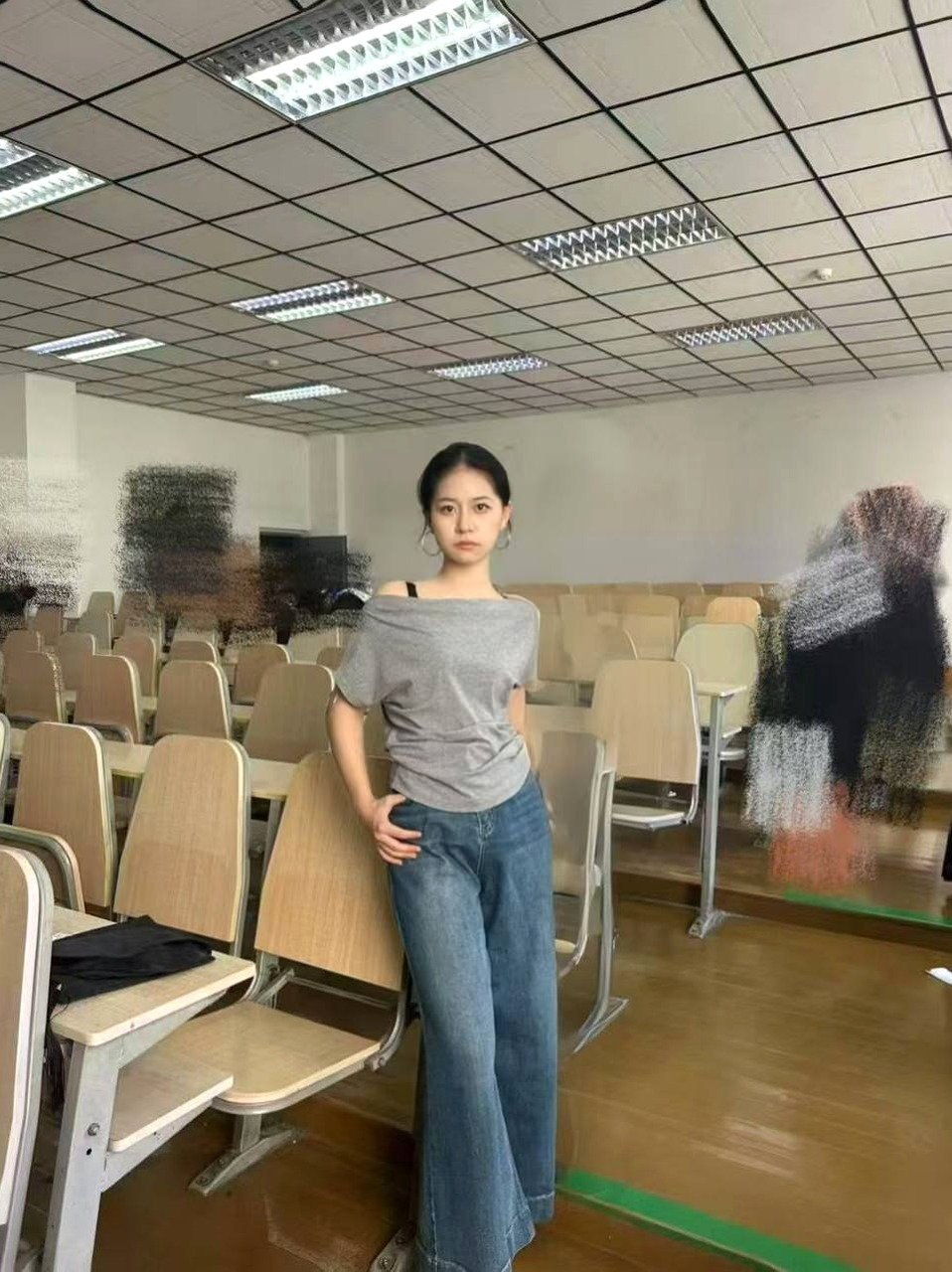 云南 昆明 编号：932755 (点击复制)
➡️ 