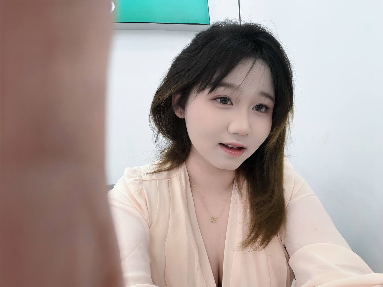 云南 西双版纳 编号：420643 (点击复制)
➡️ 