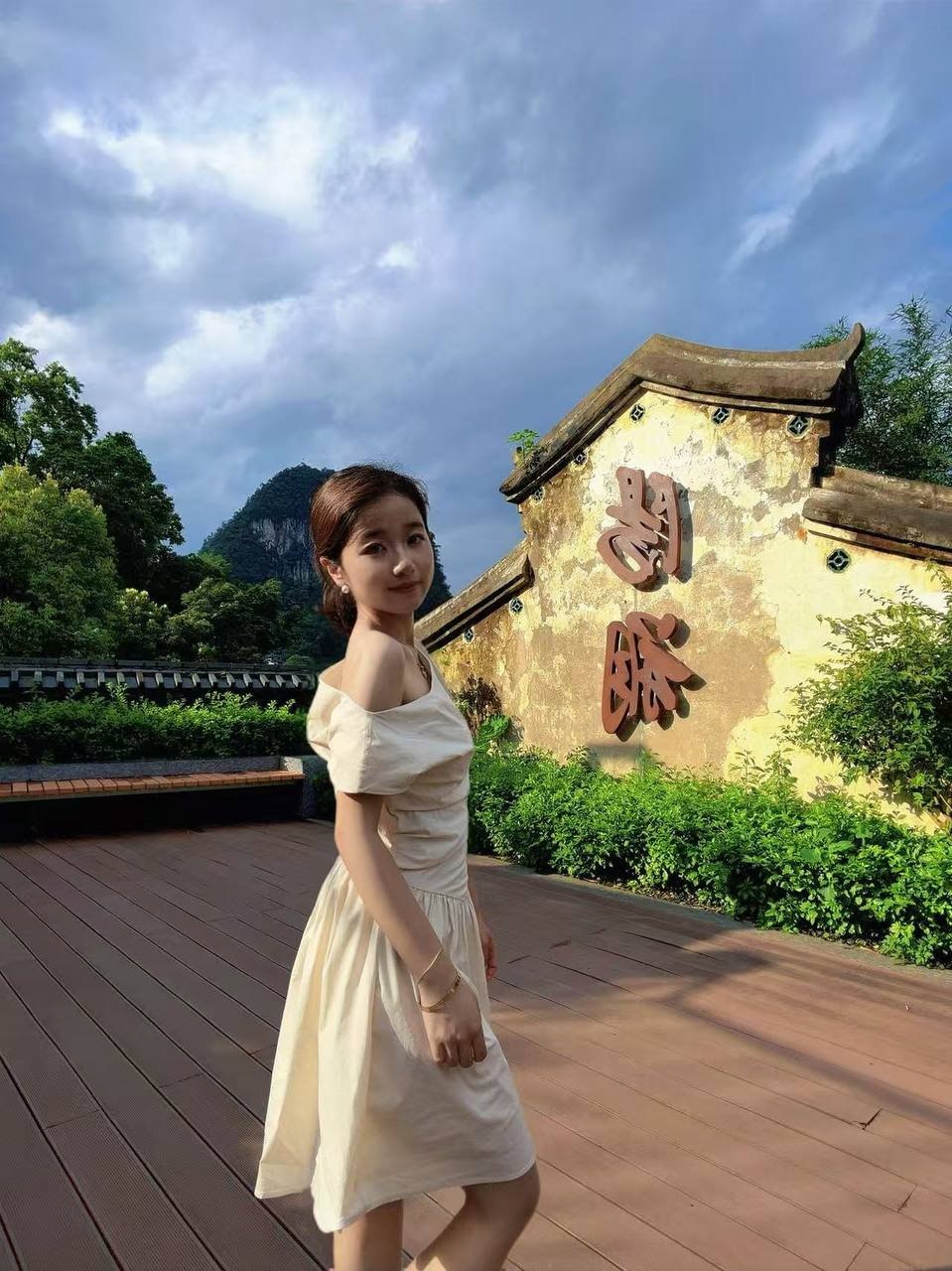 云南 昆明 编号： 541824 （260905）
