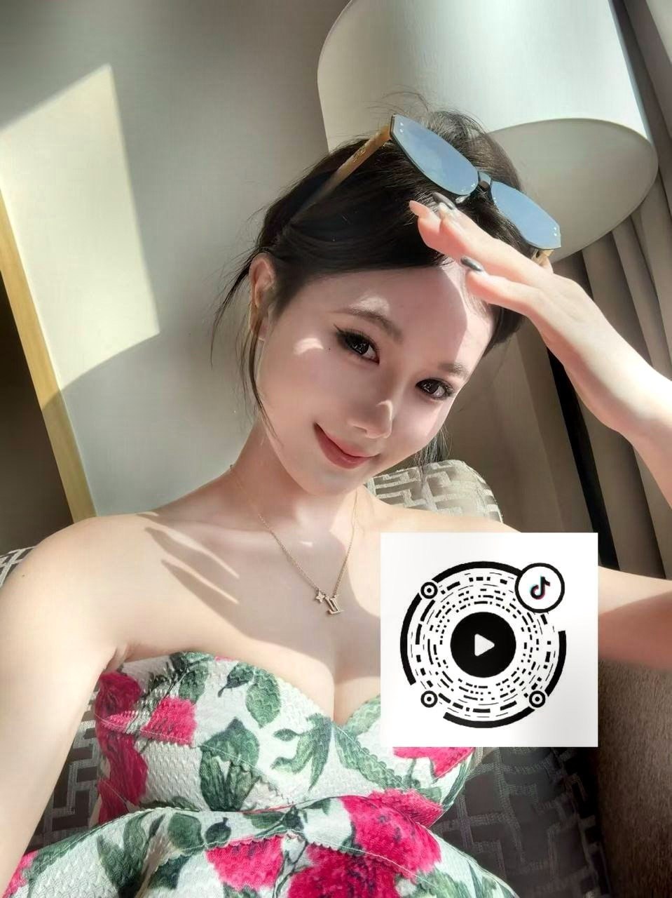 云南 昆明 编号： 608385 （260905）
