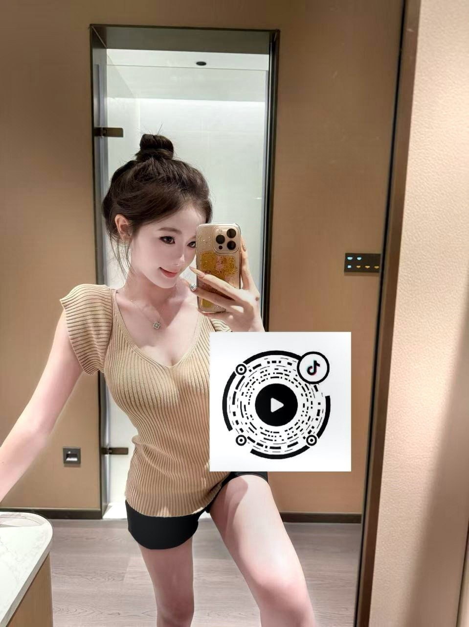 云南 昆明 编号： 608385 （260905）
