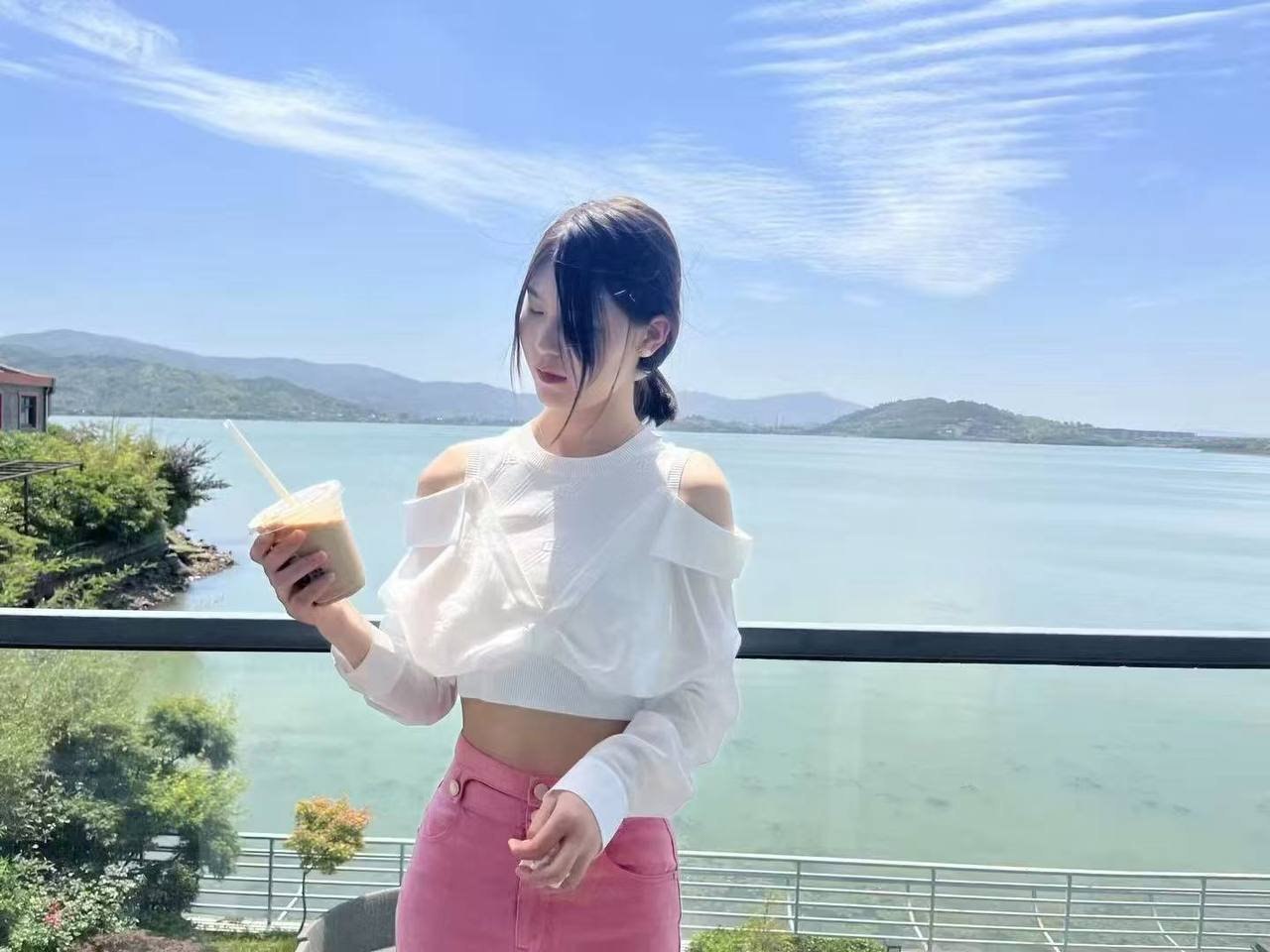 浙江 宁波 编号：213568 (点击复制)
➡️ 
