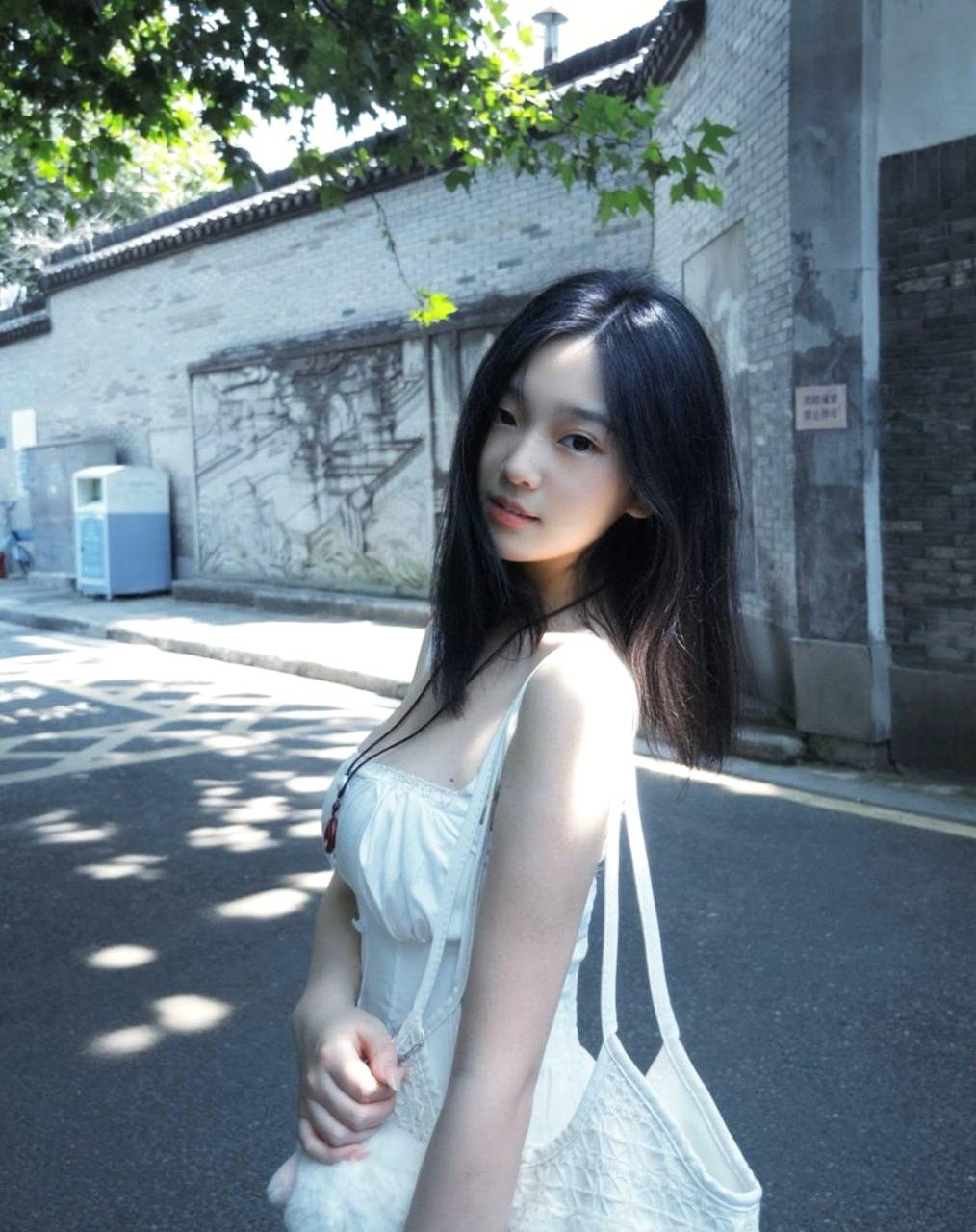 浙江 杭州 编号：091232 (点击复制)
➡️ 