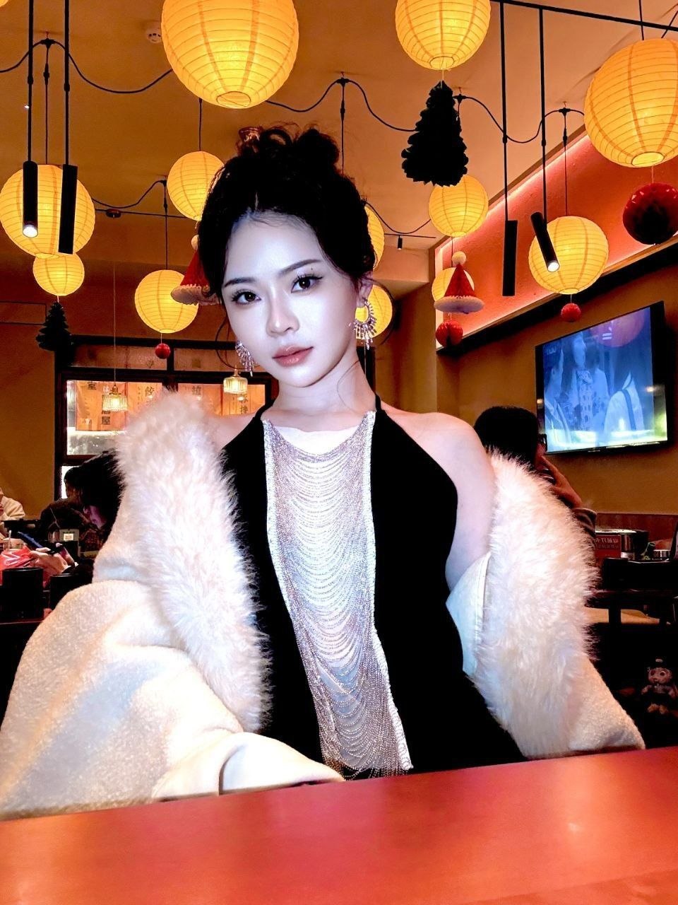 浙江 杭州 编号：527132 (点击复制)
➡️ 
