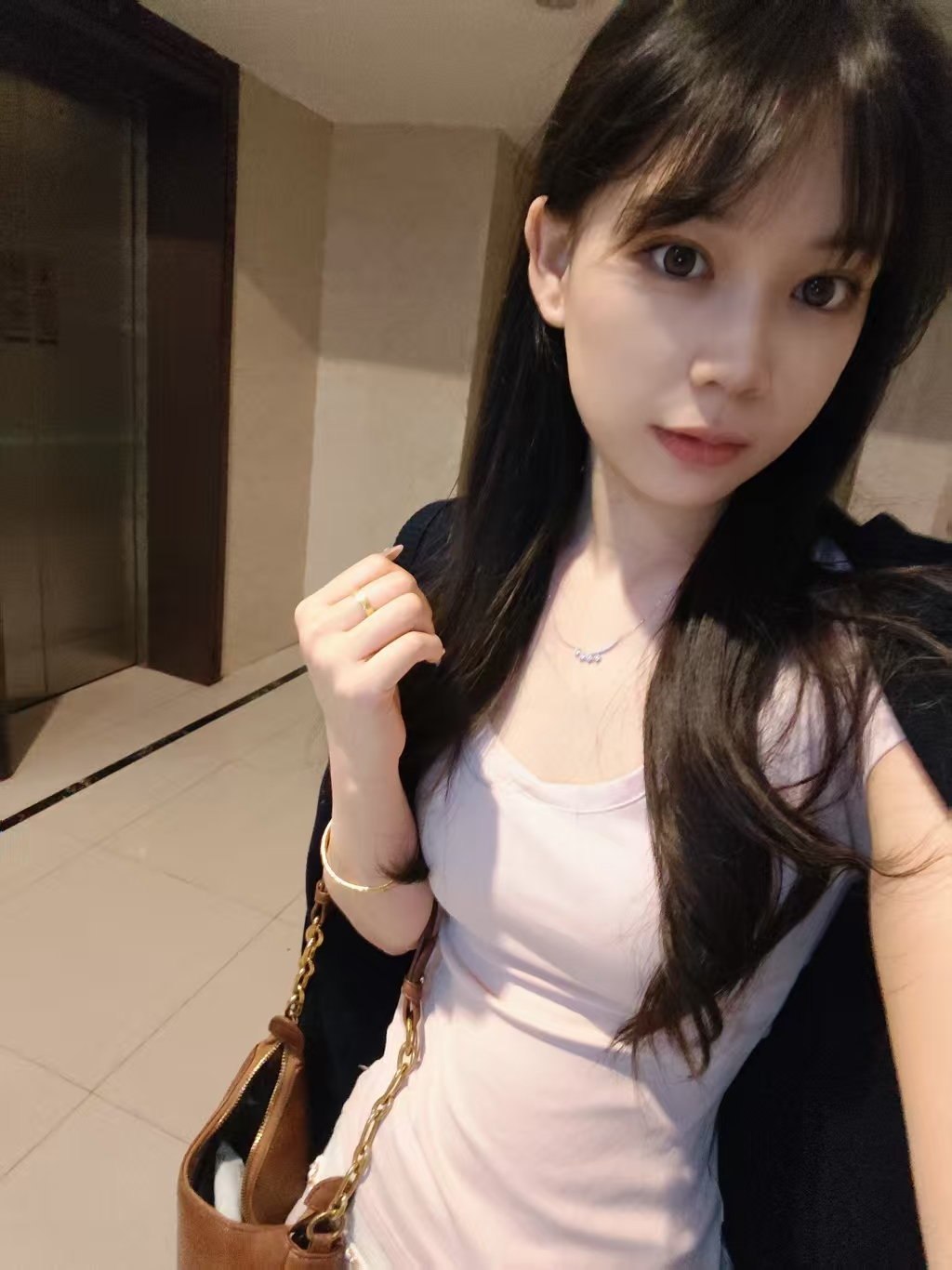 浙江 温州 编号：823704 (点击复制)
➡️ 