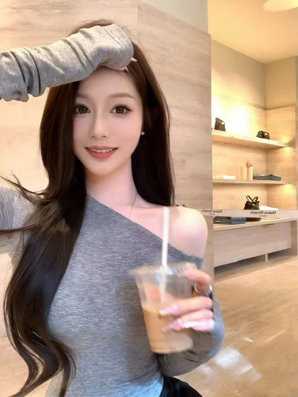 浙江 杭州 编号：513994 (点击复制)
➡️ 