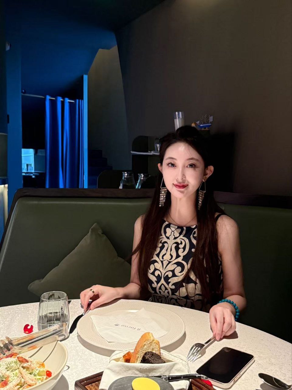 浙江 杭州 编号：988903 (点击复制)
➡️ 