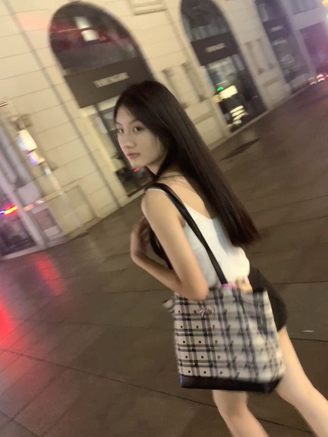 浙江 杭州 编号：381791 (点击复制)
➡️ 
