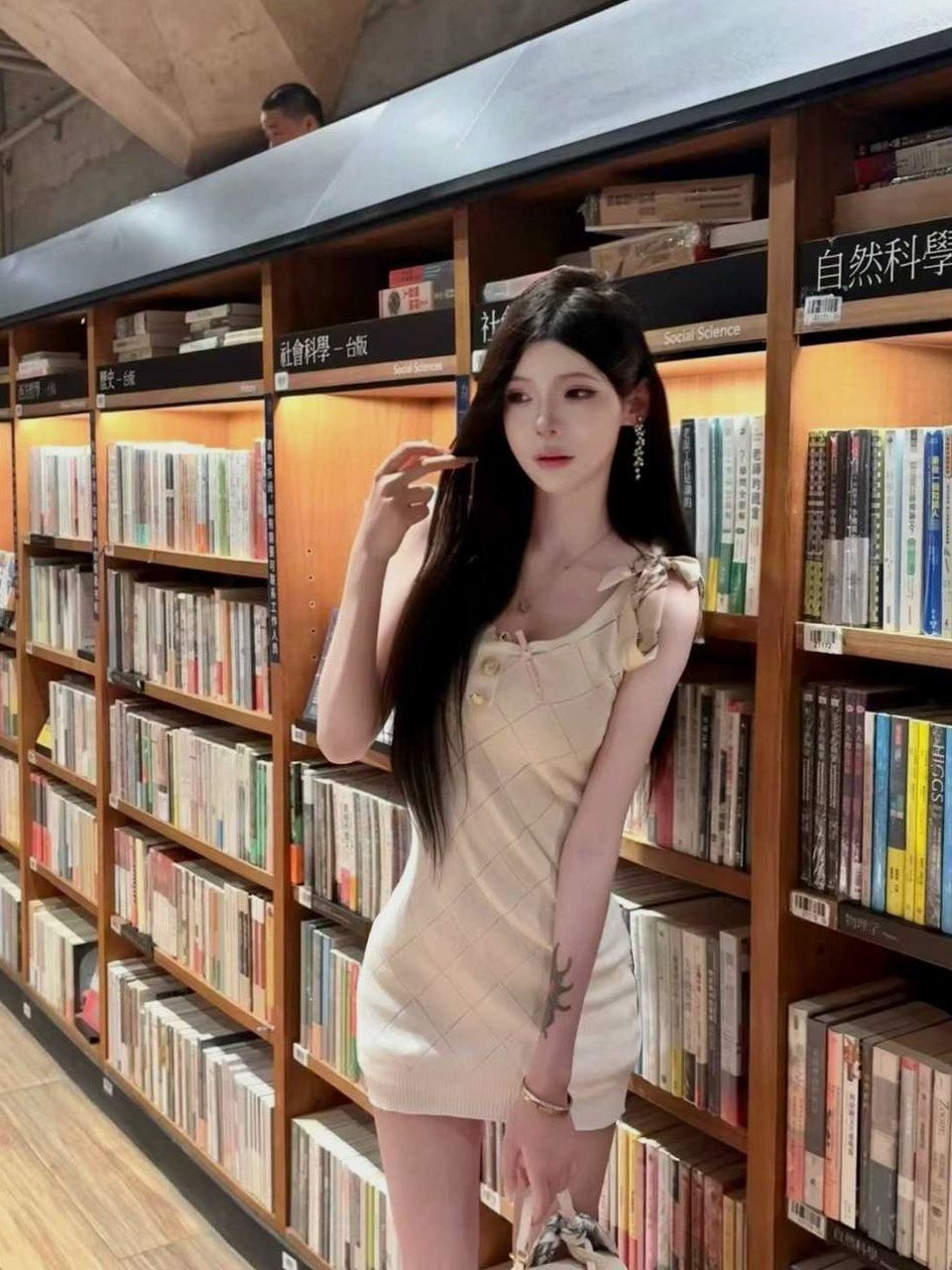 浙江 杭州 编号：291524 (点击复制)
➡️ 